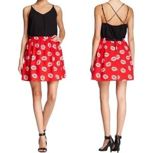 Sam Edelman Red Kiss Skirt Size 8